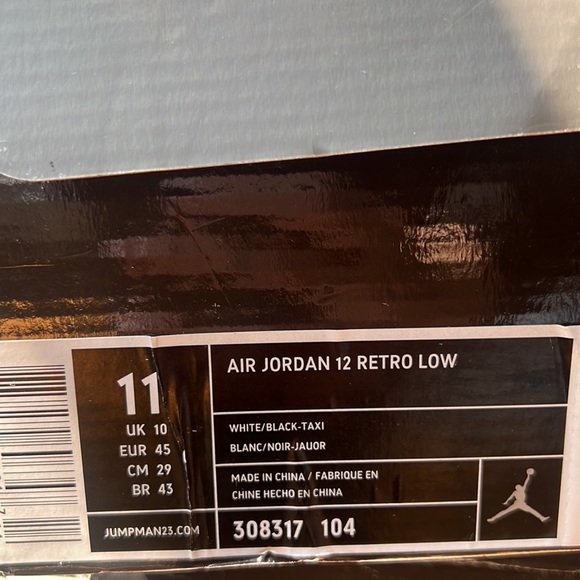 Jordan 12 Retro Low Taxis - Picture 5 of 5
